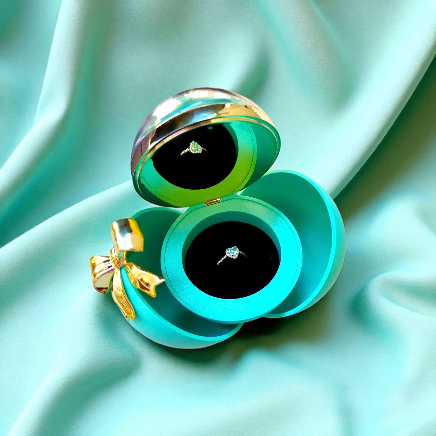 Round Eternal Rose jewelry Gift Box With Heart Promise Ring.