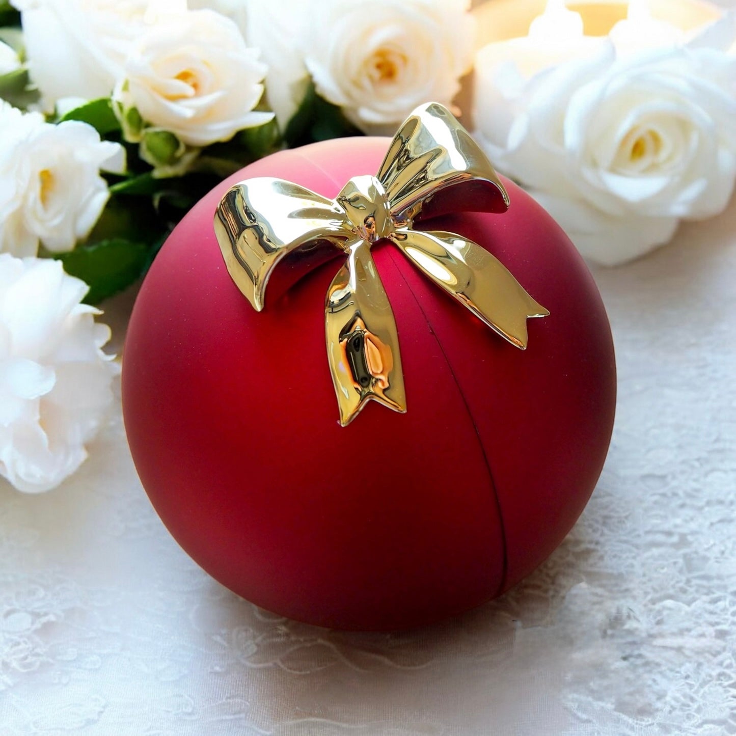 Round Eternal Rose jewelry Gift Box With Heart Promise Ring.